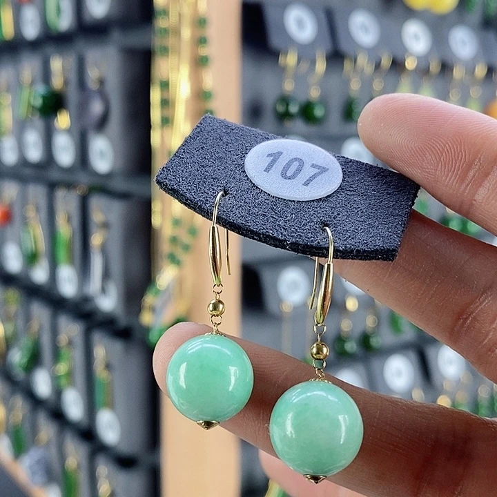 翡翠耳饰18K金镶嵌耳饰