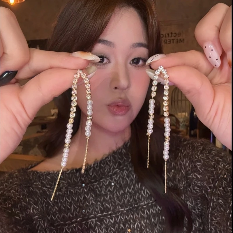 铜合金耳饰 2026年新款潮轻奢高级感耳坠气质流苏珍珠耳环高级感