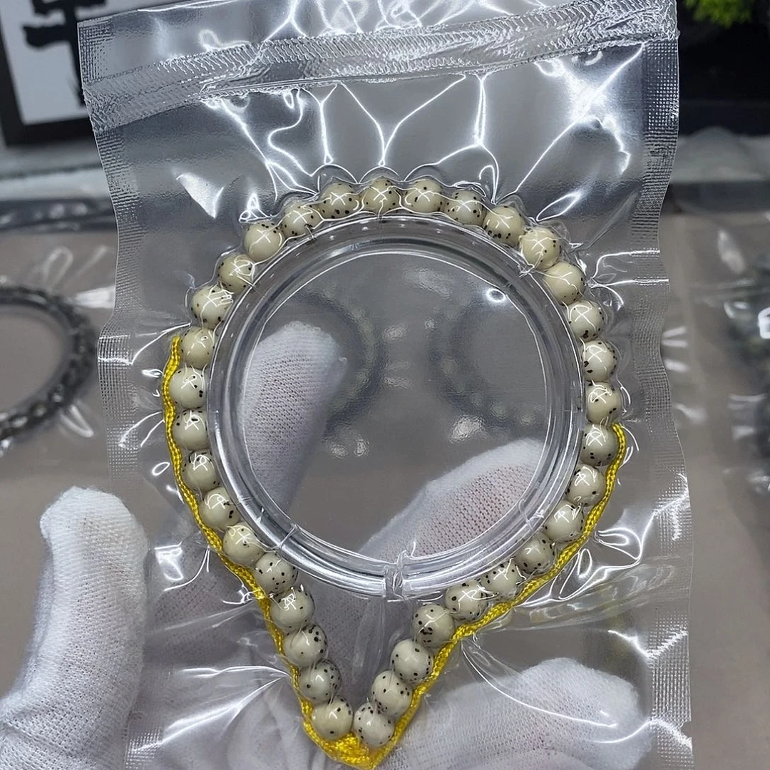 星月菩提手串7圆 正月 侧留白 针尖星