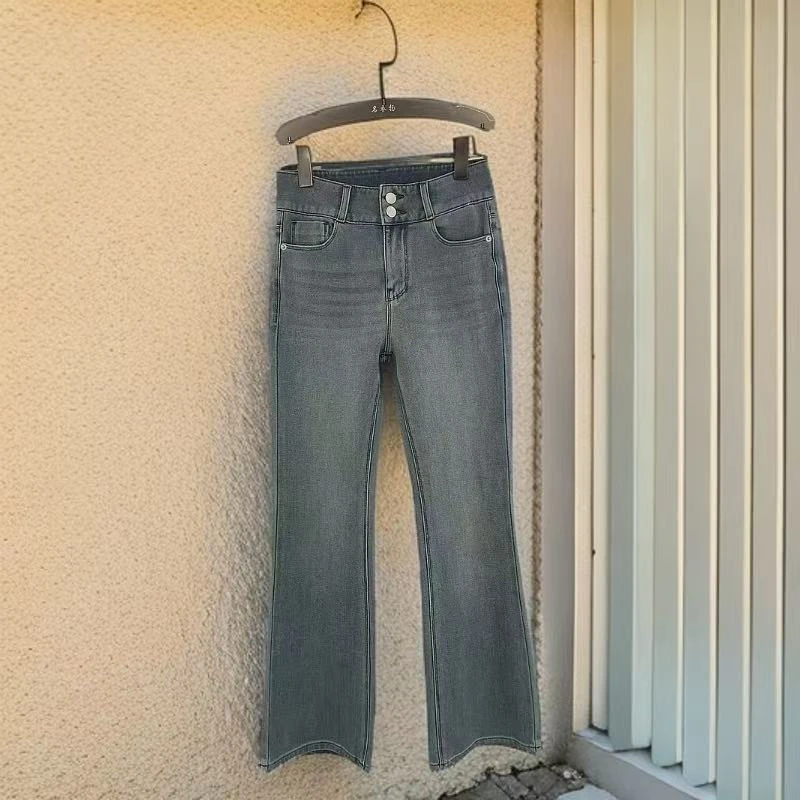 【欣~】软软牛仔裤~小高腰竖两扣小微喇九分牛仔裤