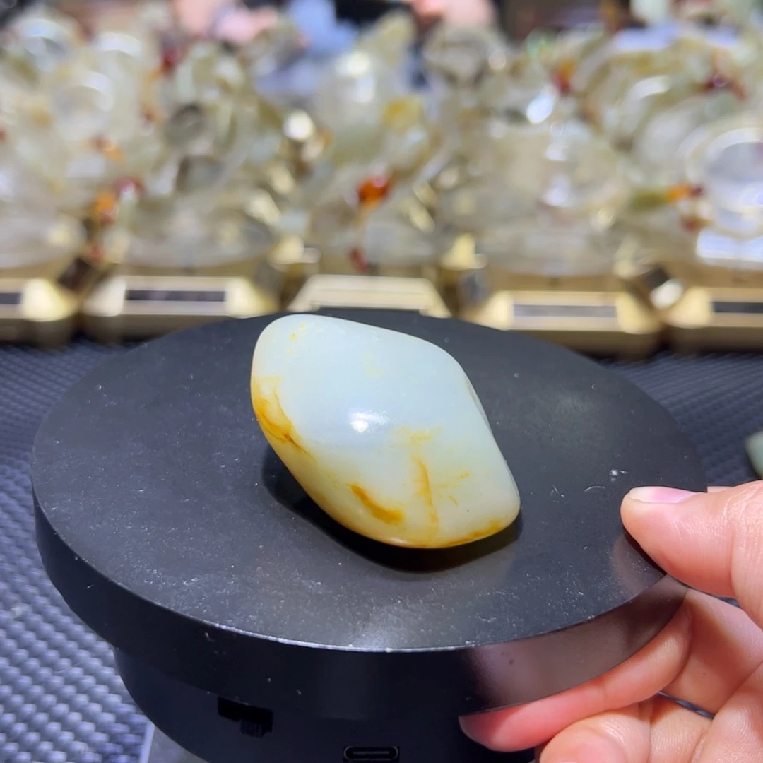 和田玉（子料）未镶嵌吊坠(不含链)80克