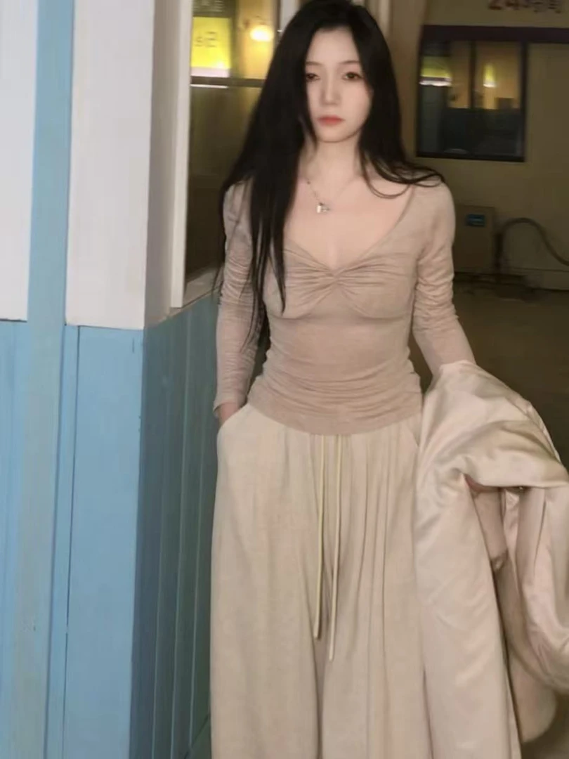 孙小桔《半糖肉桂》爱惨了的冬季天丝羊毛v领打底衫