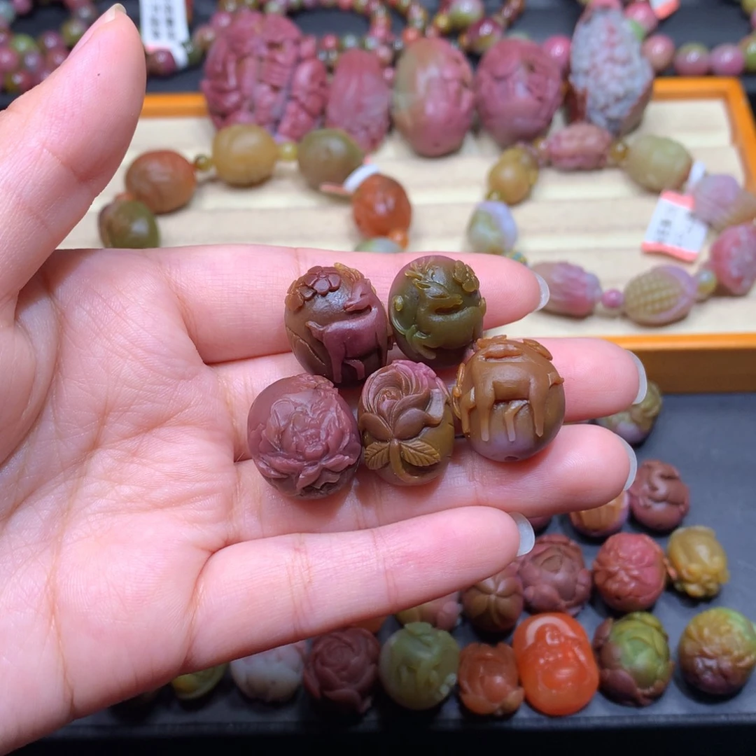 玛瑙/玉髓颈饰未镶嵌一个价格选