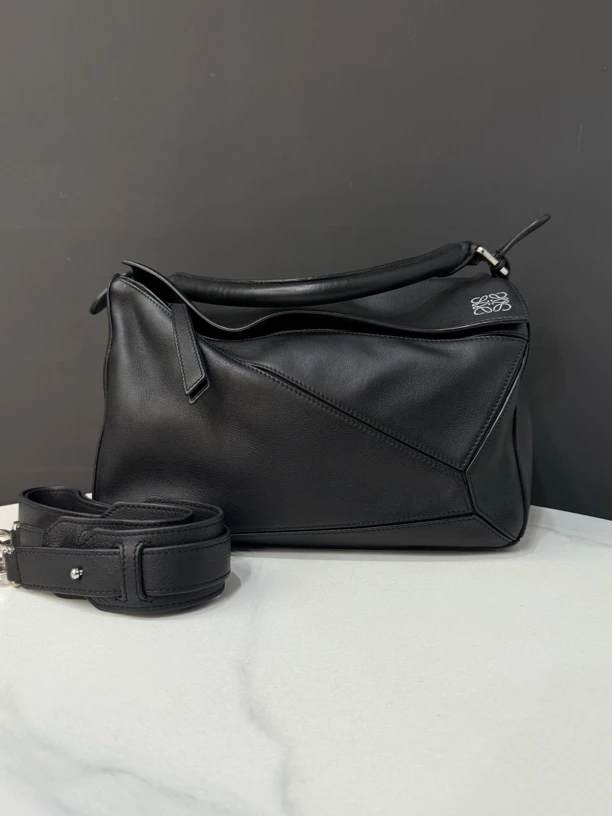95新 LOEWE/罗意威 puzzle几何包28cm/JJ5052101