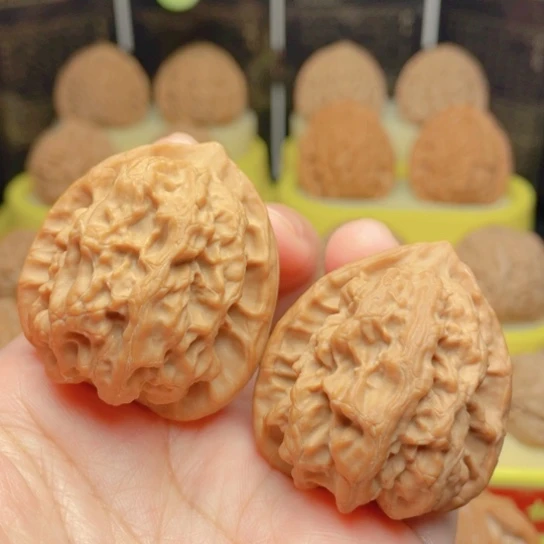 文玩核桃吊坠37全品梨木台