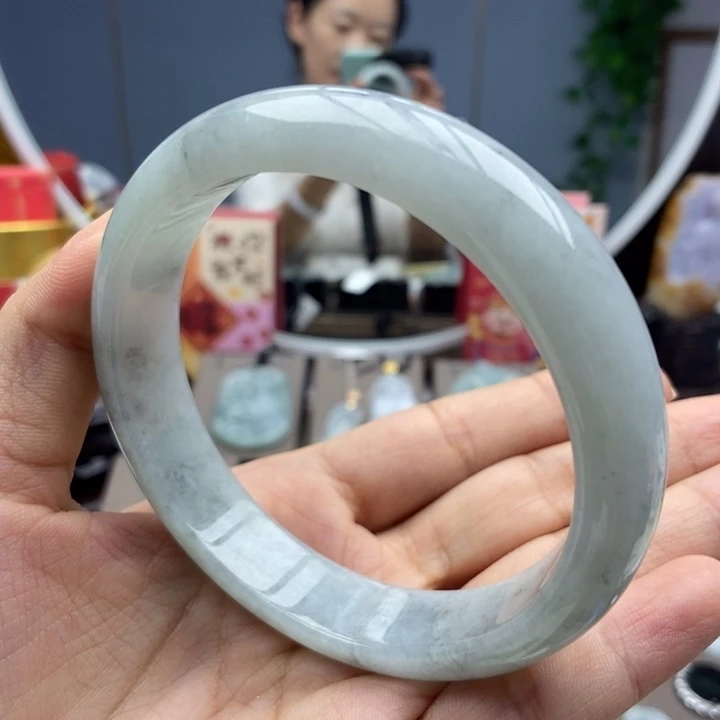 翡翠未镶嵌颈饰手镯58