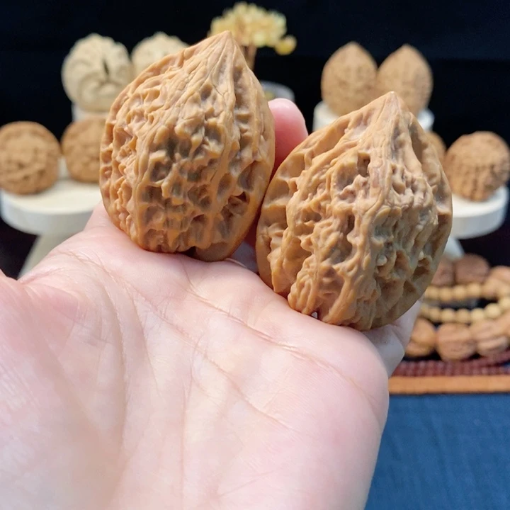吊坠桃核老款鸡心40