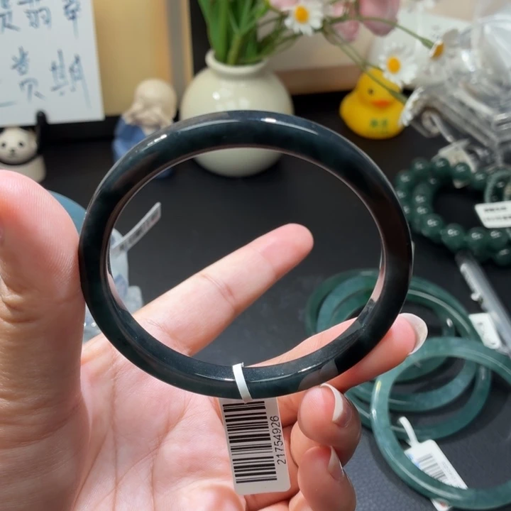 翡翠未镶嵌手镯蓝底乌鸡
