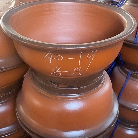 紫砂中国宜兴紫砂花盆，