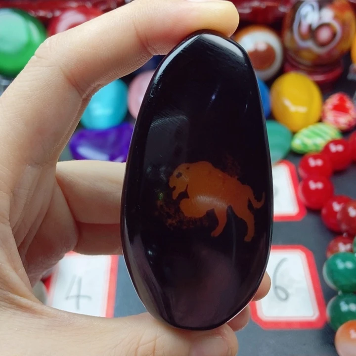 石***哥玛瑙/玉髓未镶嵌颈饰