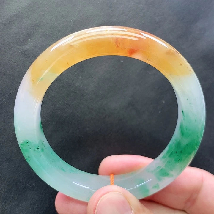 石英质玉未镶嵌手镯