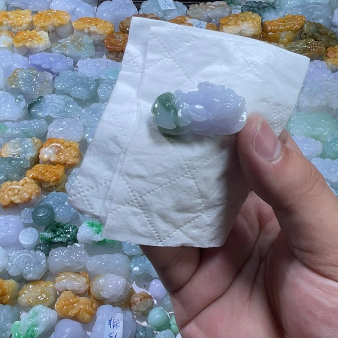 翡翠未镶嵌颈饰天然