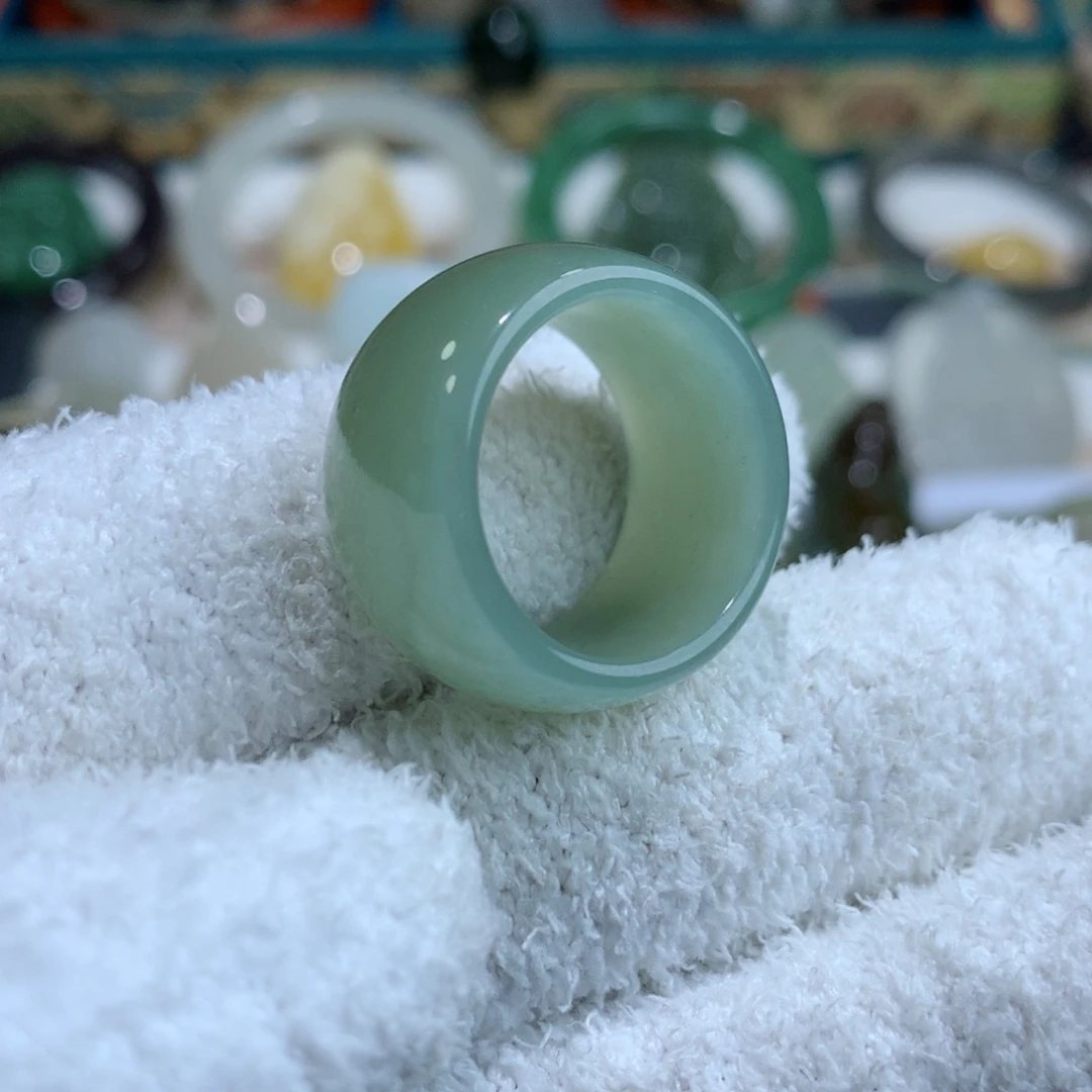 和田玉戒指未镶嵌