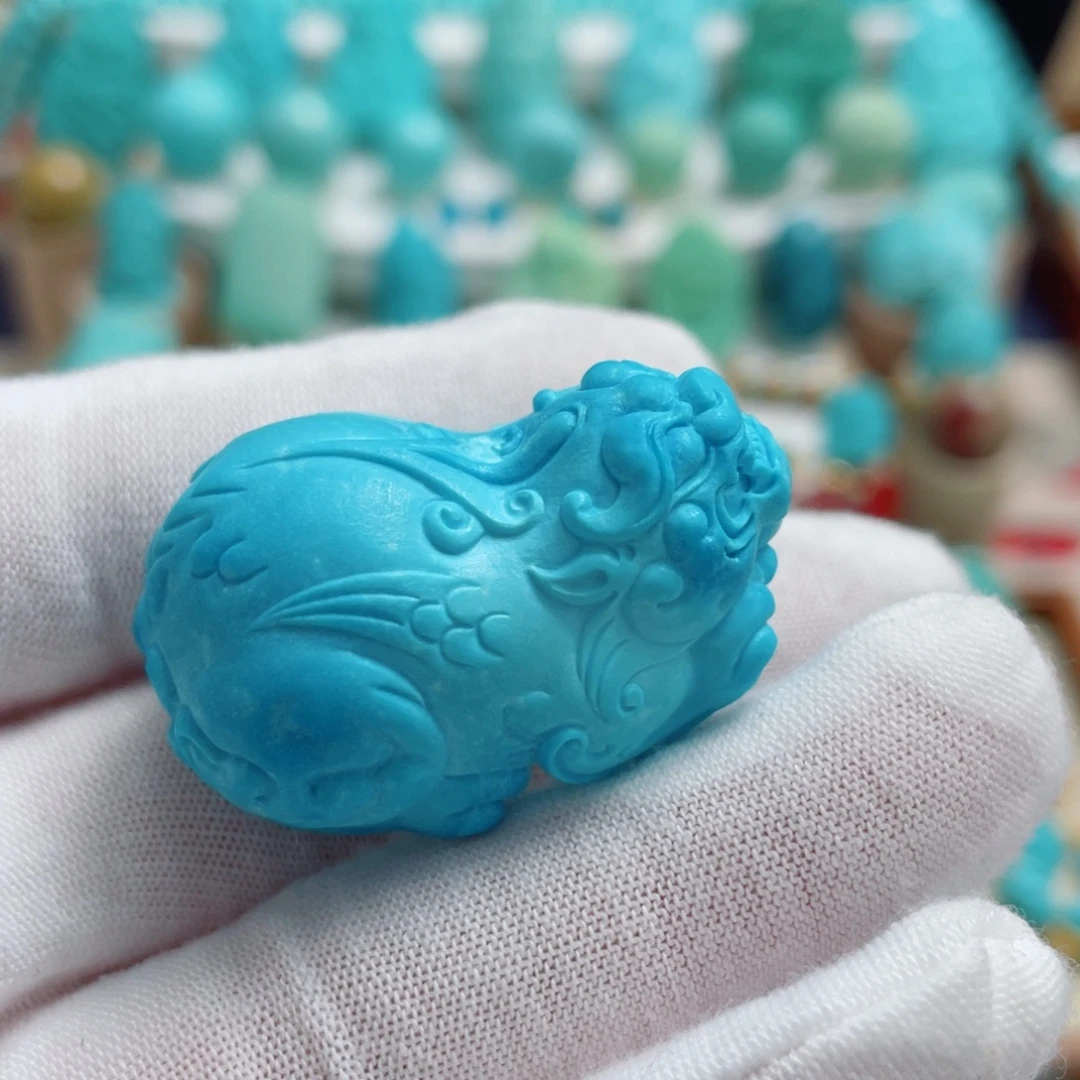 绿松石未镶嵌珠宝奇石