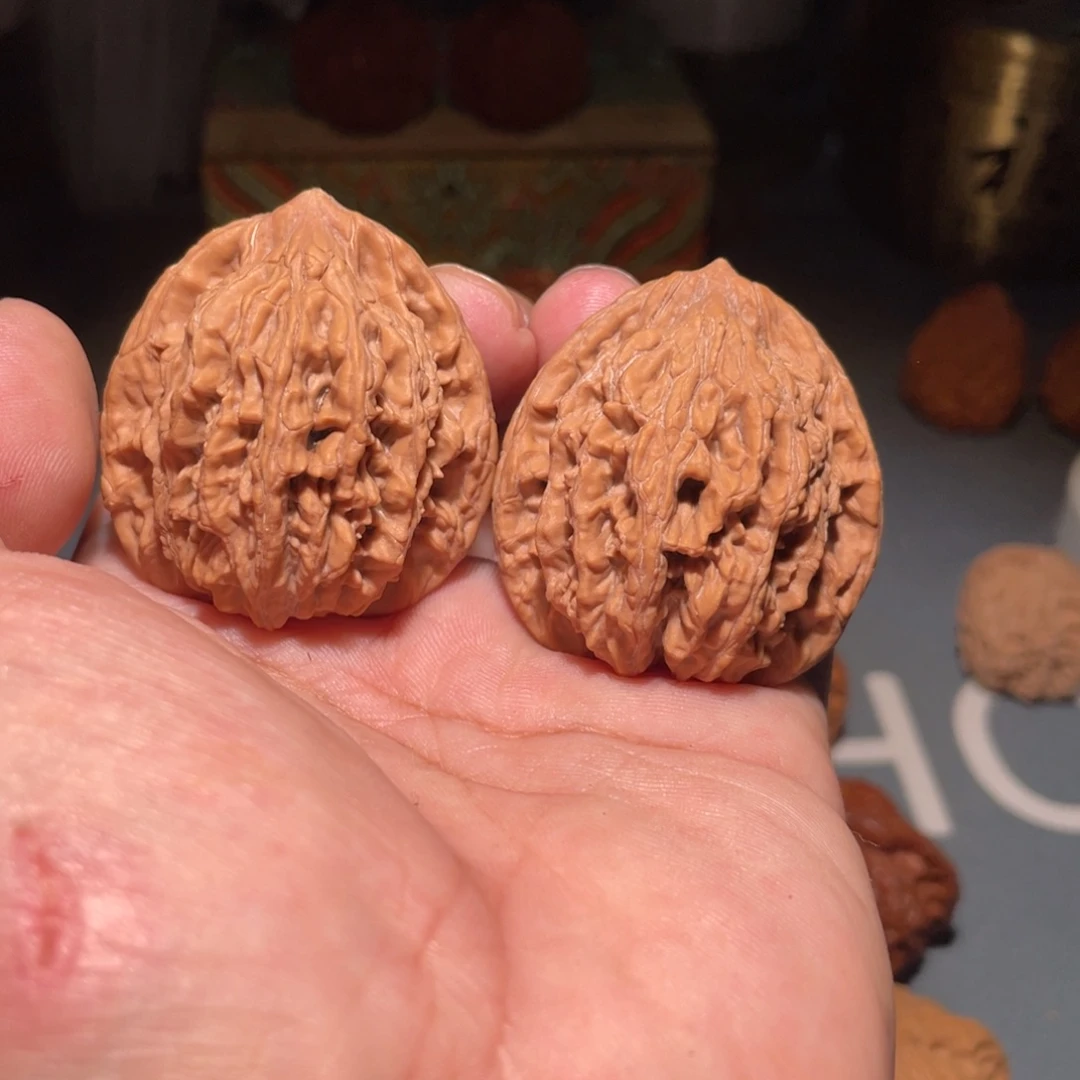 墨***宝吊坠桃核麦穗虎头