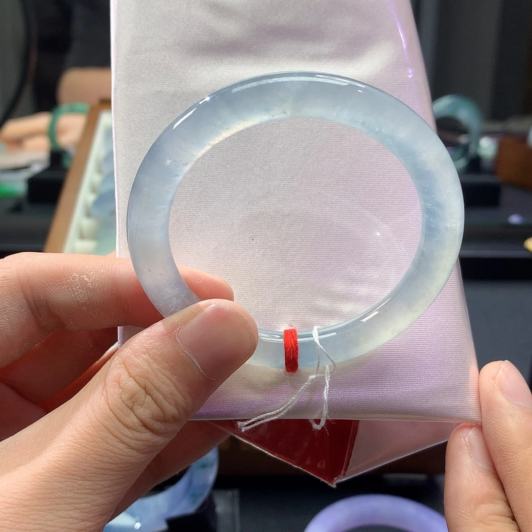 翡翠未镶嵌手镯冰蓝调