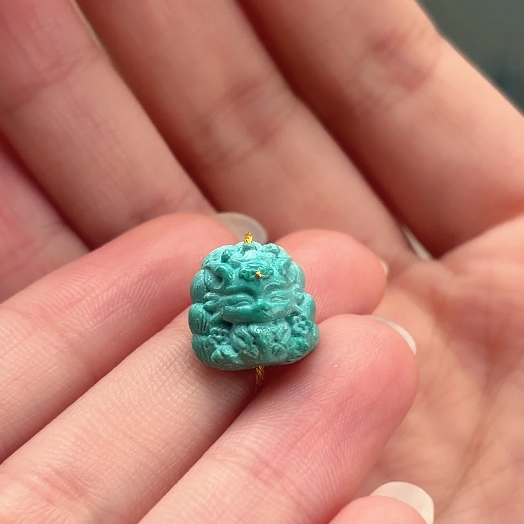 绿松石未镶嵌颈饰