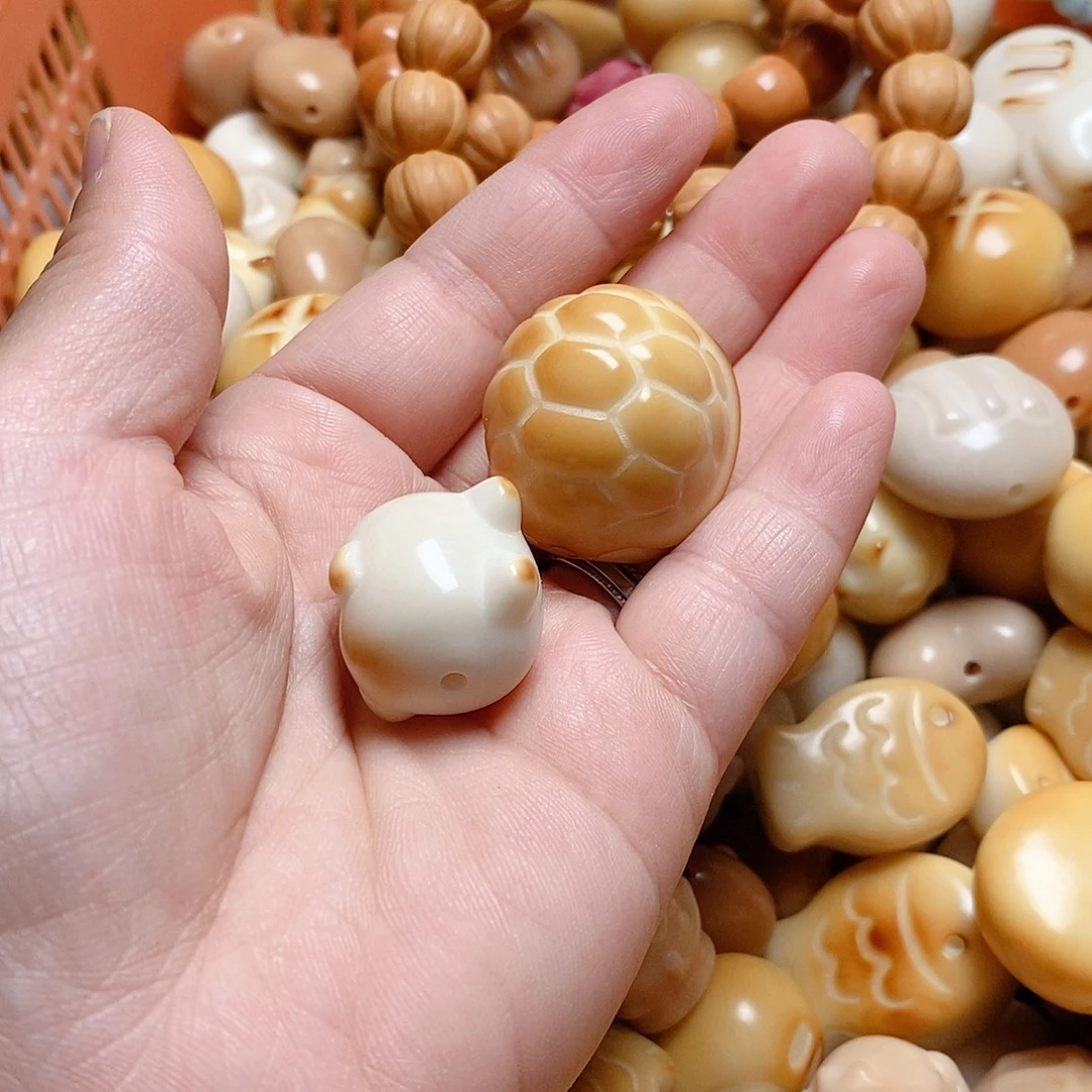 凃***凃吊坠菩提根/象牙果全品两颗