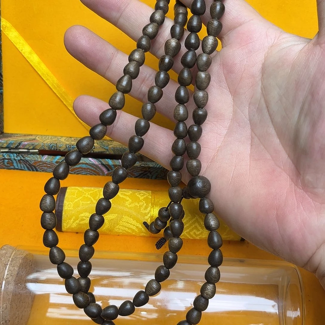 大叶紫檀（黑酸枝木类）