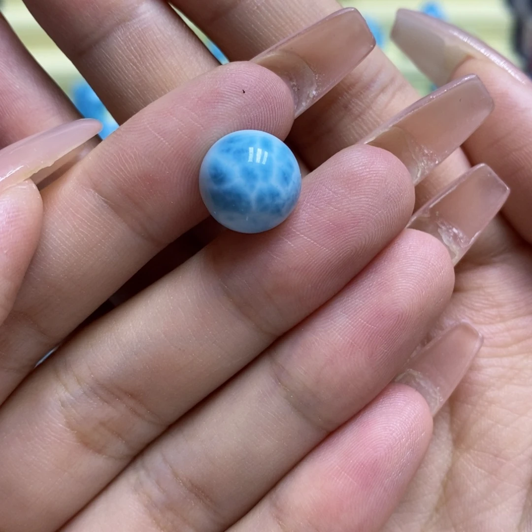 未镶嵌针钠钙石（海纹石）颈饰琳*