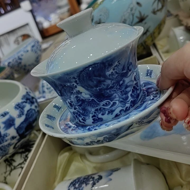 瓷片手绘青花手工制作