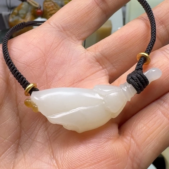 和田玉手链未镶嵌路****