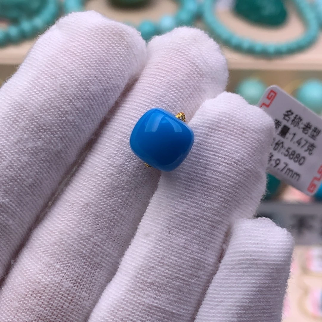 绿松石未镶嵌珠宝奇石9.7×8.7