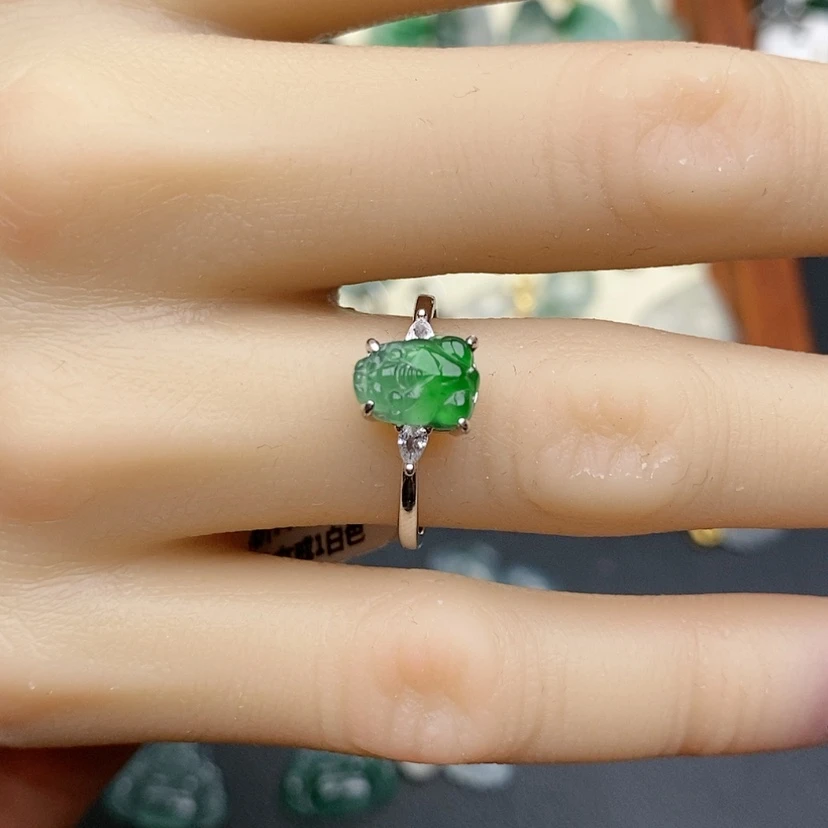 【闪购商品】翡翠戒指银S925镶嵌西*戒指