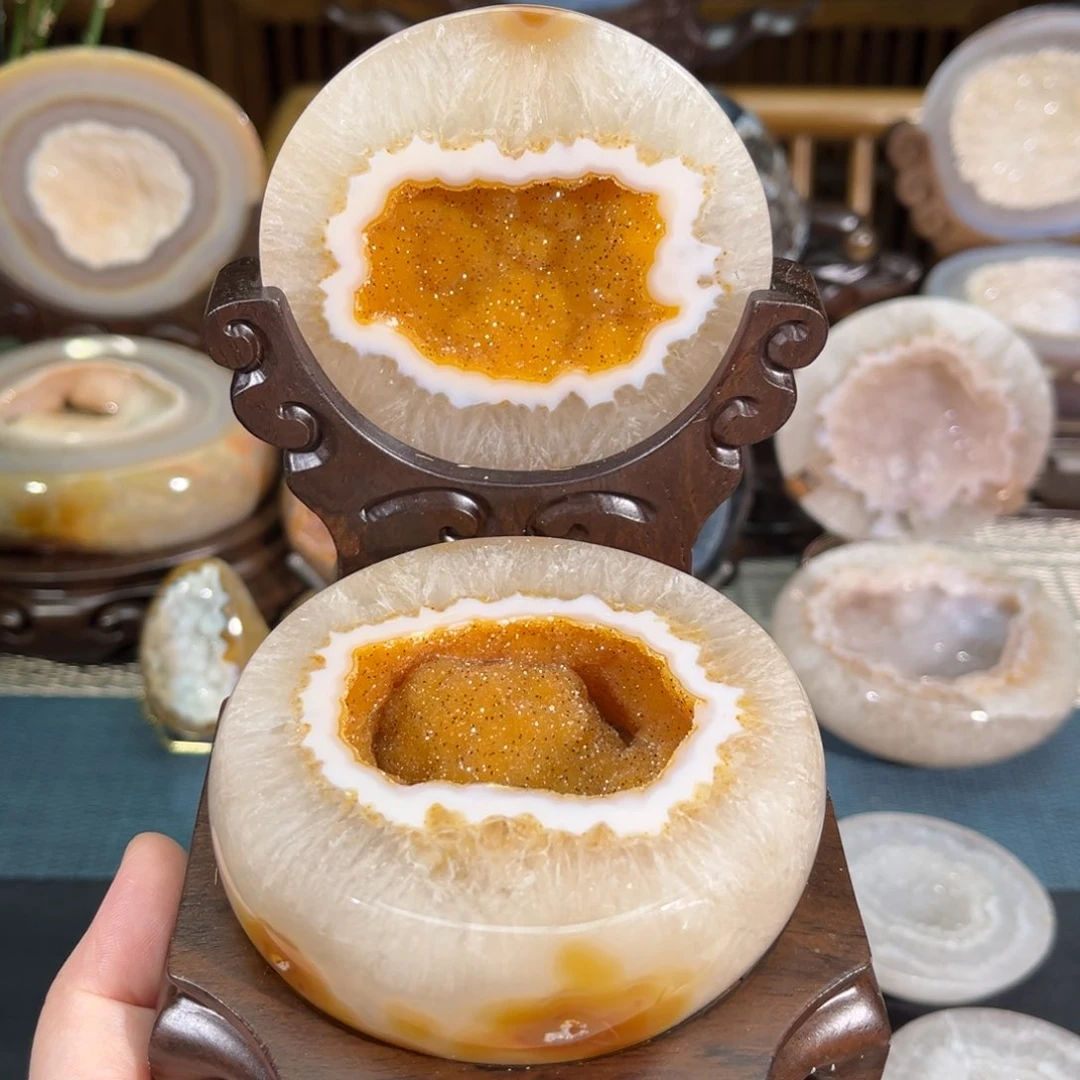 未镶嵌水晶大型摆件（非配饰）E****n