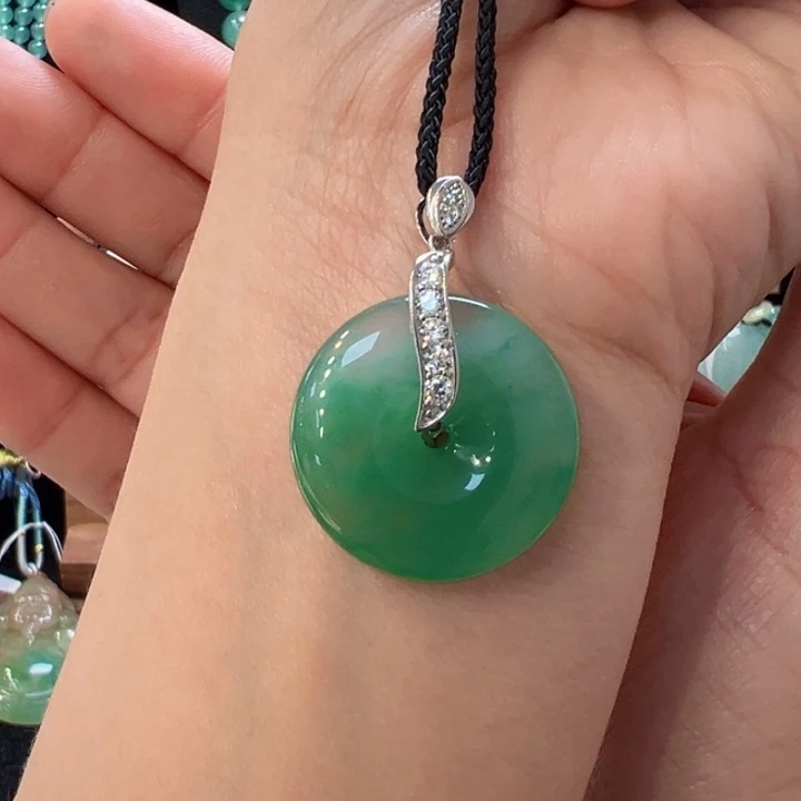 石英质玉银S925镀金镶嵌颈饰