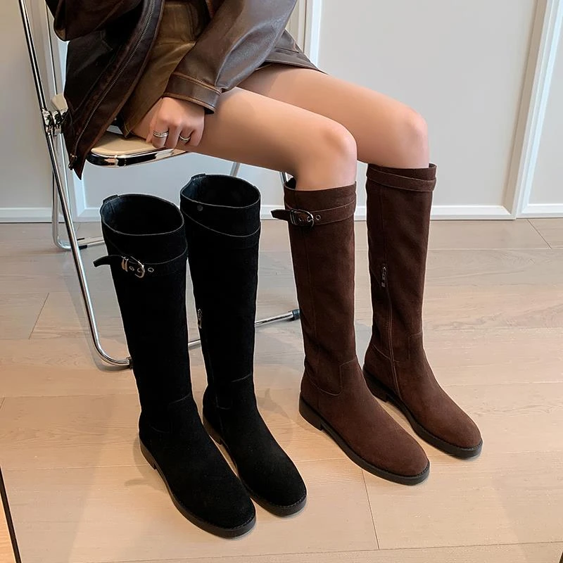 初遇美拉德~牛反绒真皮金属扣带圆头平底高筒骑士靴棕色长筒靴女