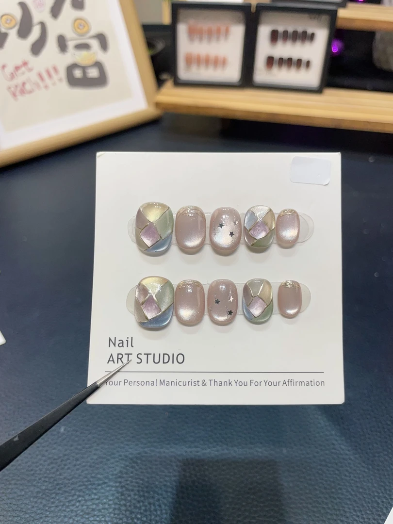 上新【格纹】纯手工穿戴甲猫眼短甲气质款美甲十片装