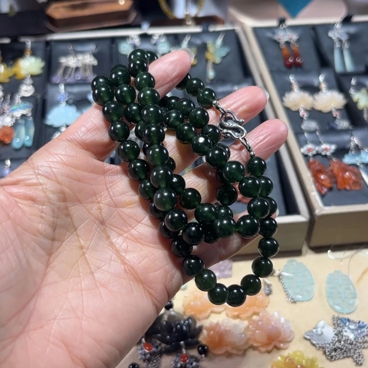 汐***血蛇纹石玉未镶嵌项链