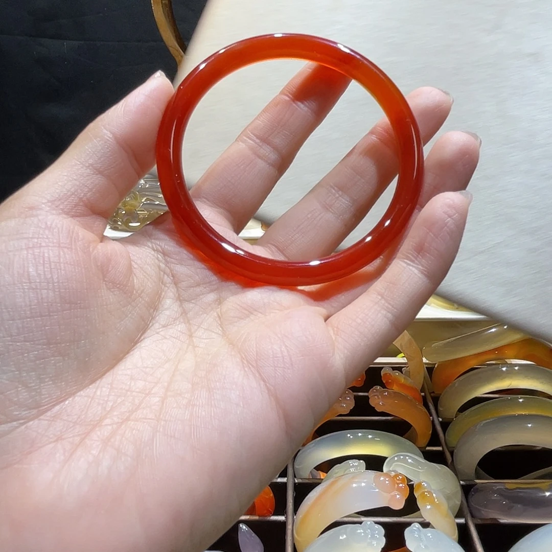 玛瑙/玉髓未镶嵌手镯