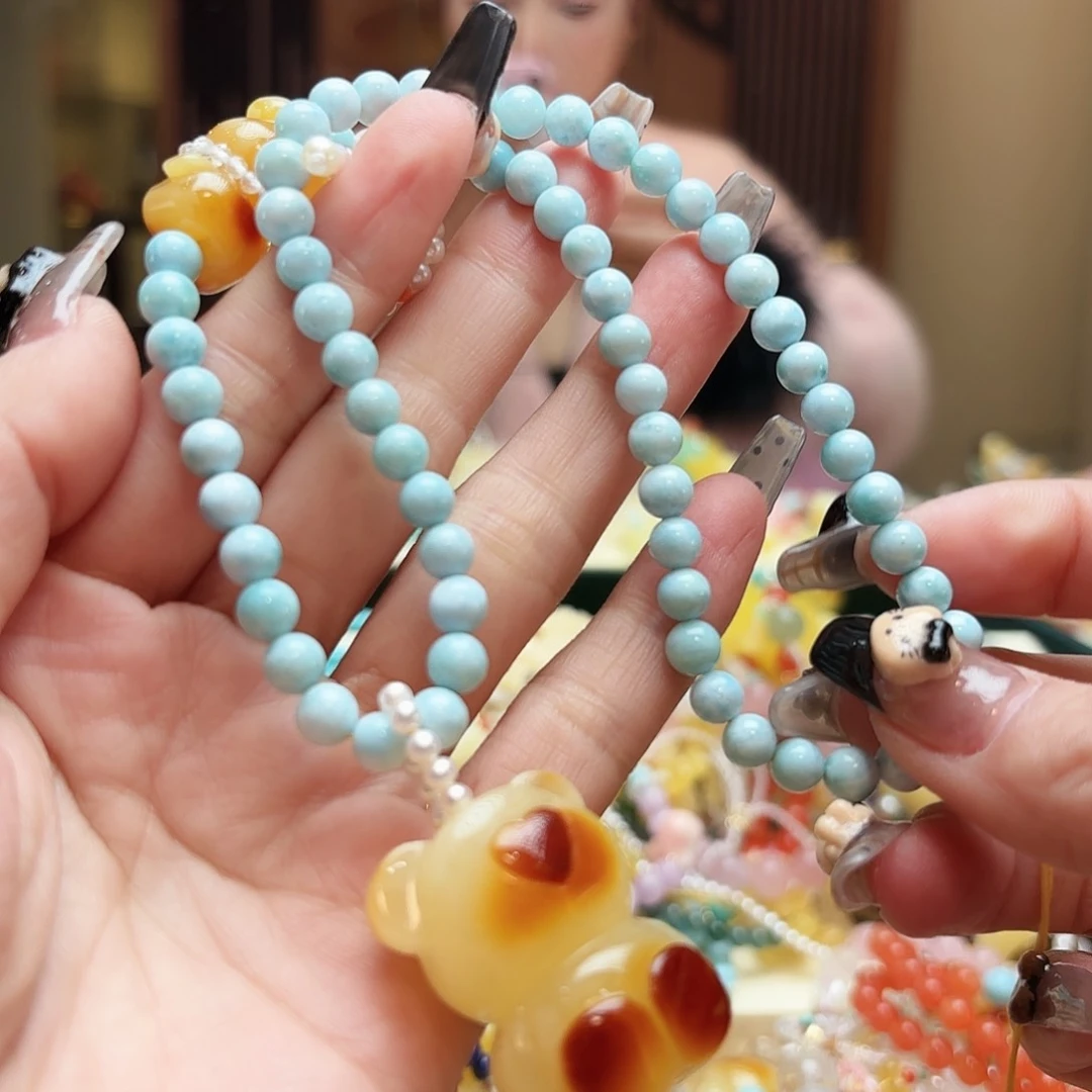 琥珀颈饰未镶嵌琥珀