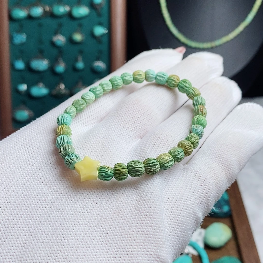 未镶嵌绿松石珠宝奇石