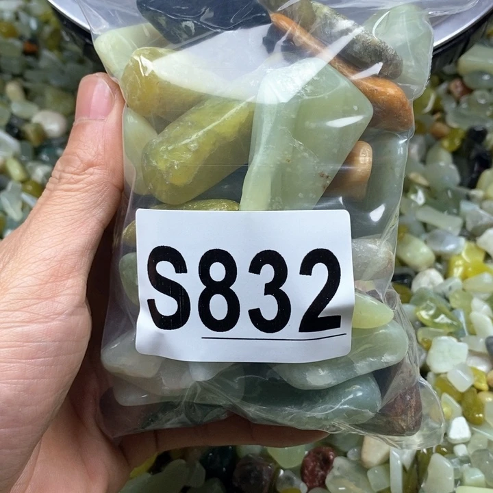 蛇纹石玉未镶嵌鱼缸石