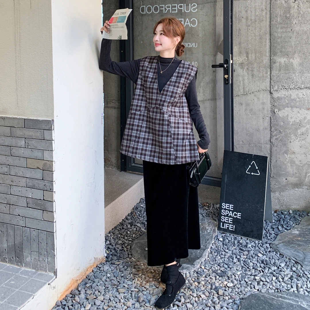 黑色法式显瘦小香风套装裙女2025秋冬新款马甲打底衫半身裙三件套