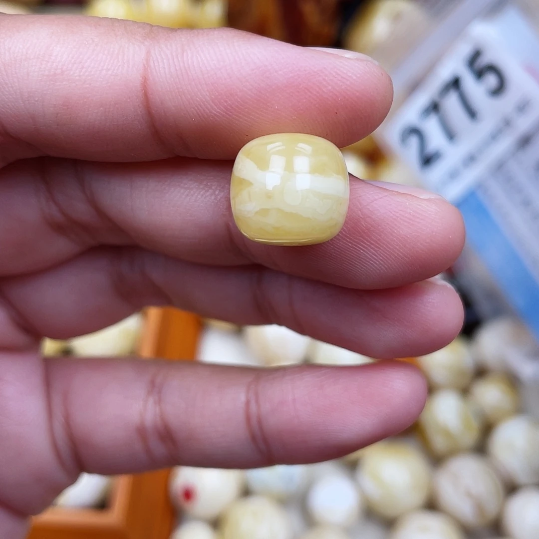 蜜蜡未镶嵌珠宝奇石粉沙眼13