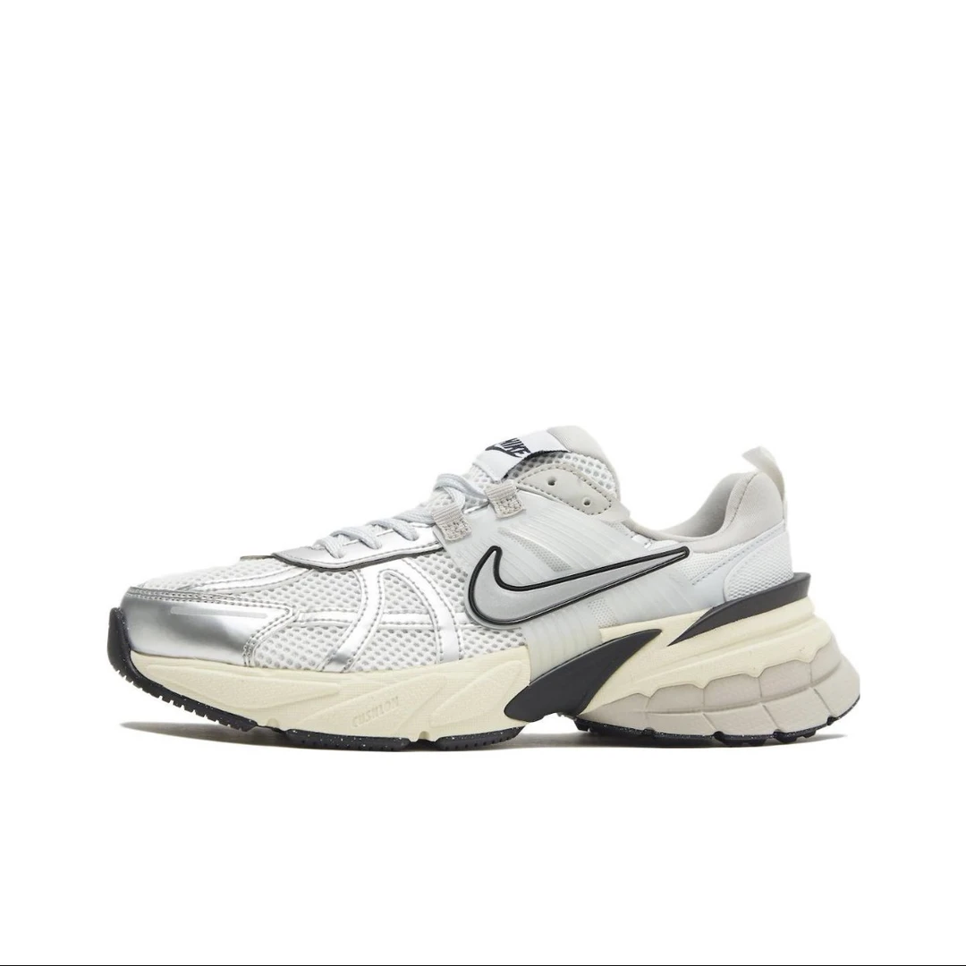 NIKE/耐克V2K Run 时尚亮色舒适 休闲跑步鞋 女款 白银 FD0736100