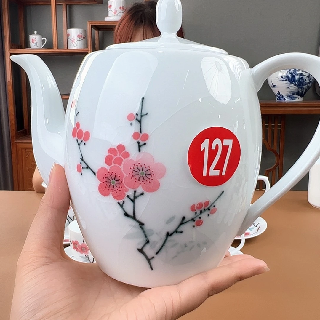 翠竹红梅腰鼓壶，微瑕开片