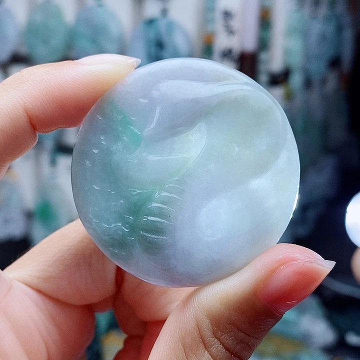 翡翠未镶嵌颈饰翡翠