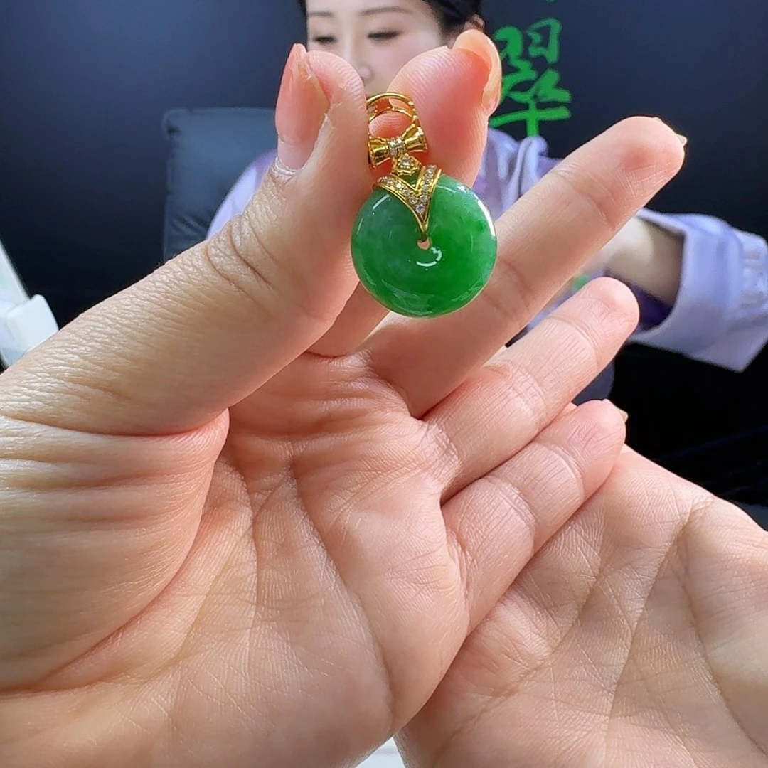 翡翠吊坠(不含链)18K金镶嵌18k镶嵌