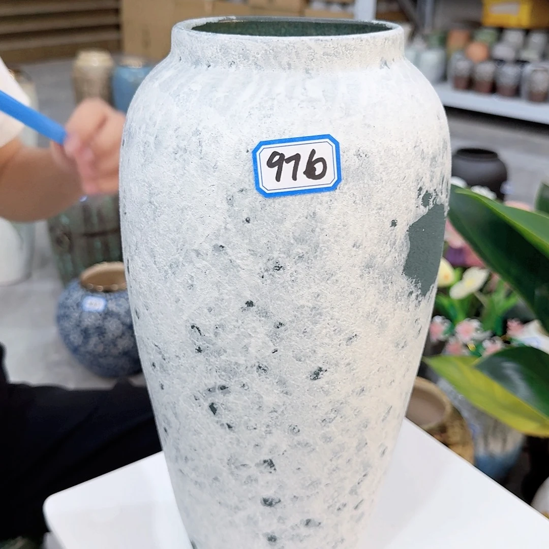 976号陶瓷花瓶35厘米清理一个