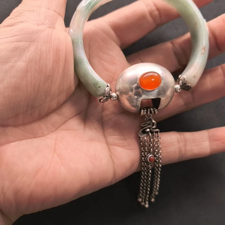 倾***城翡翠未镶嵌手镯666