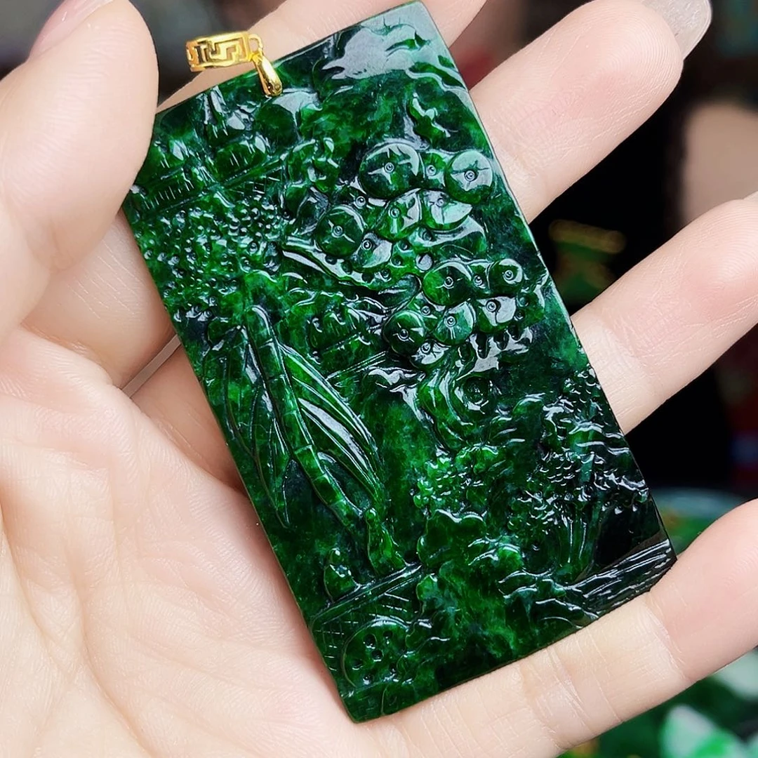 翡翠18K金镶嵌颈饰多样性