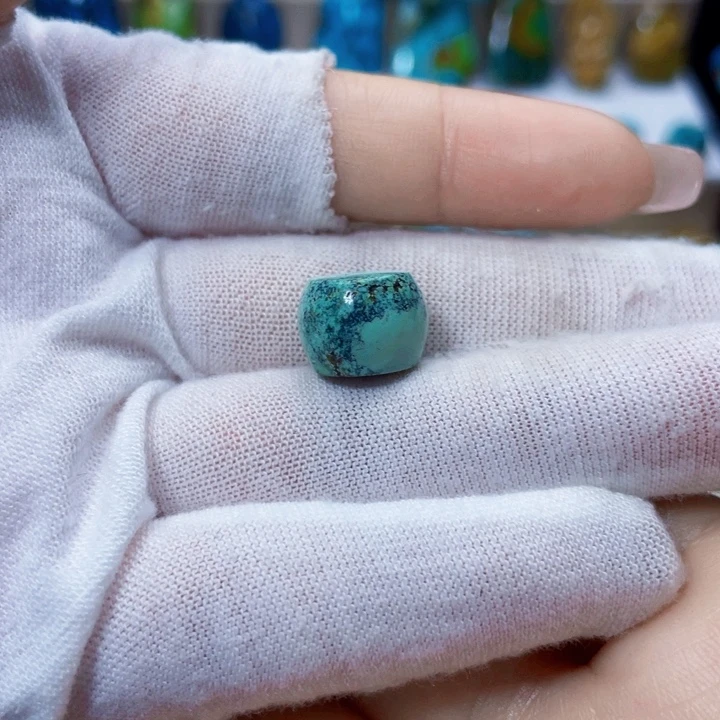 绿松石未镶嵌饰品