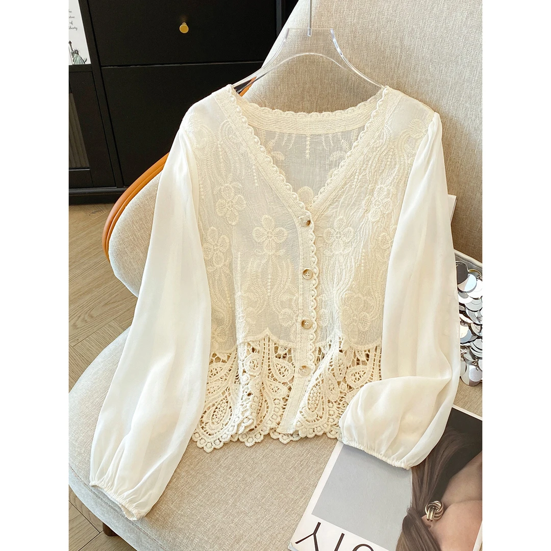 真的爱了！巨显温柔，高级气质V领刺绣防晒衬衫女夏季长袖百搭上衣