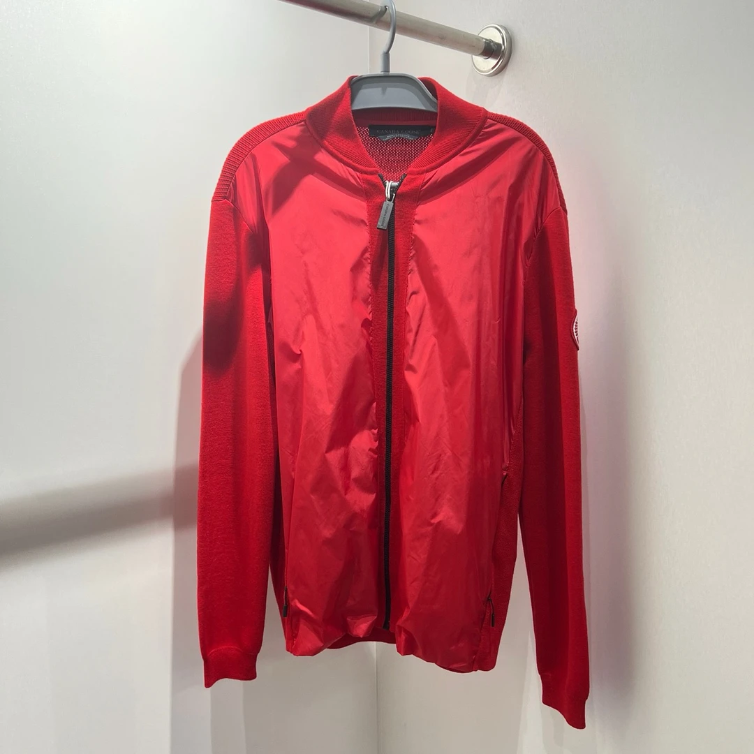 99新 maje 大鹅 11058 正红色袖标冲锋衣 m码