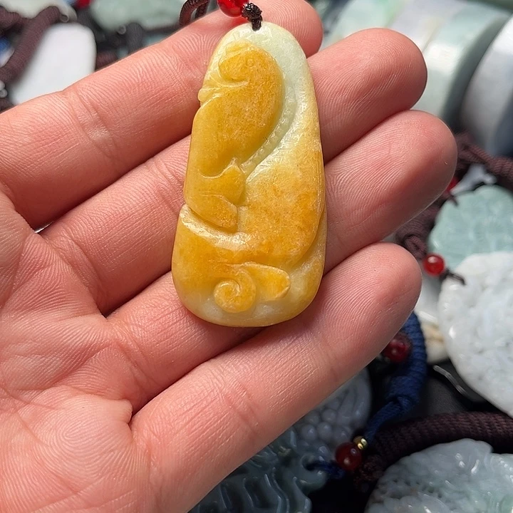 翡翠颈饰未镶嵌翡翠A貨翡翠掛件